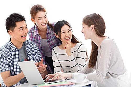 初中毕业学什么专业好，中专十大热门专业