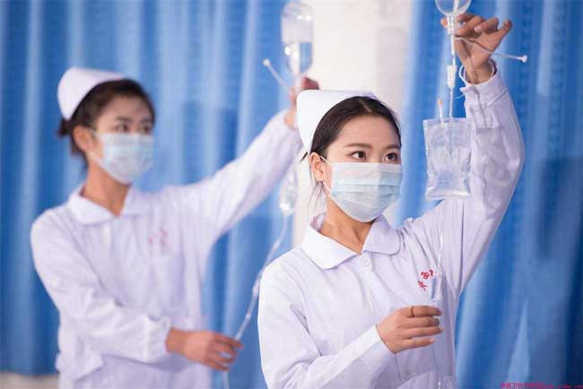 2024年初中毕业怎么选择学校